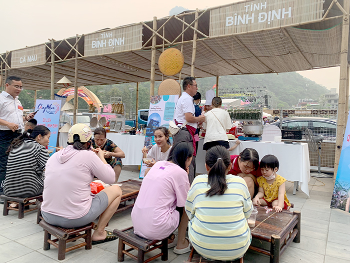 Bình Định tham gia 2 gian hàng tại Lễ hội Văn hóa ẩm thực ba miền Bắc - Trung - Nam năm 2023